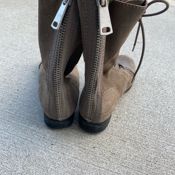 ALDO women’s combat boots - Picture 2 of 4